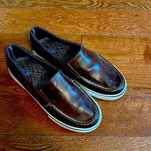 Nautica boys size 3 slide on shoe